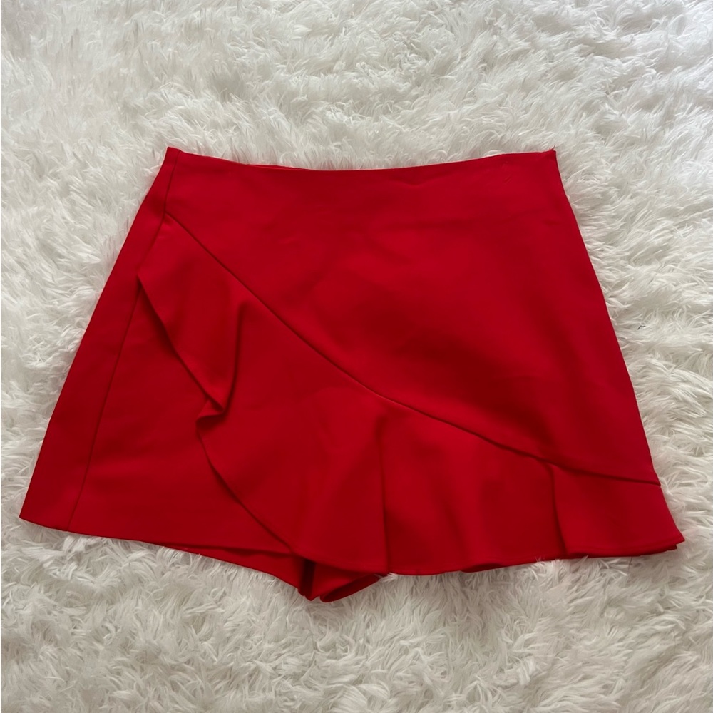 Zara skort! Never worn and size XS
